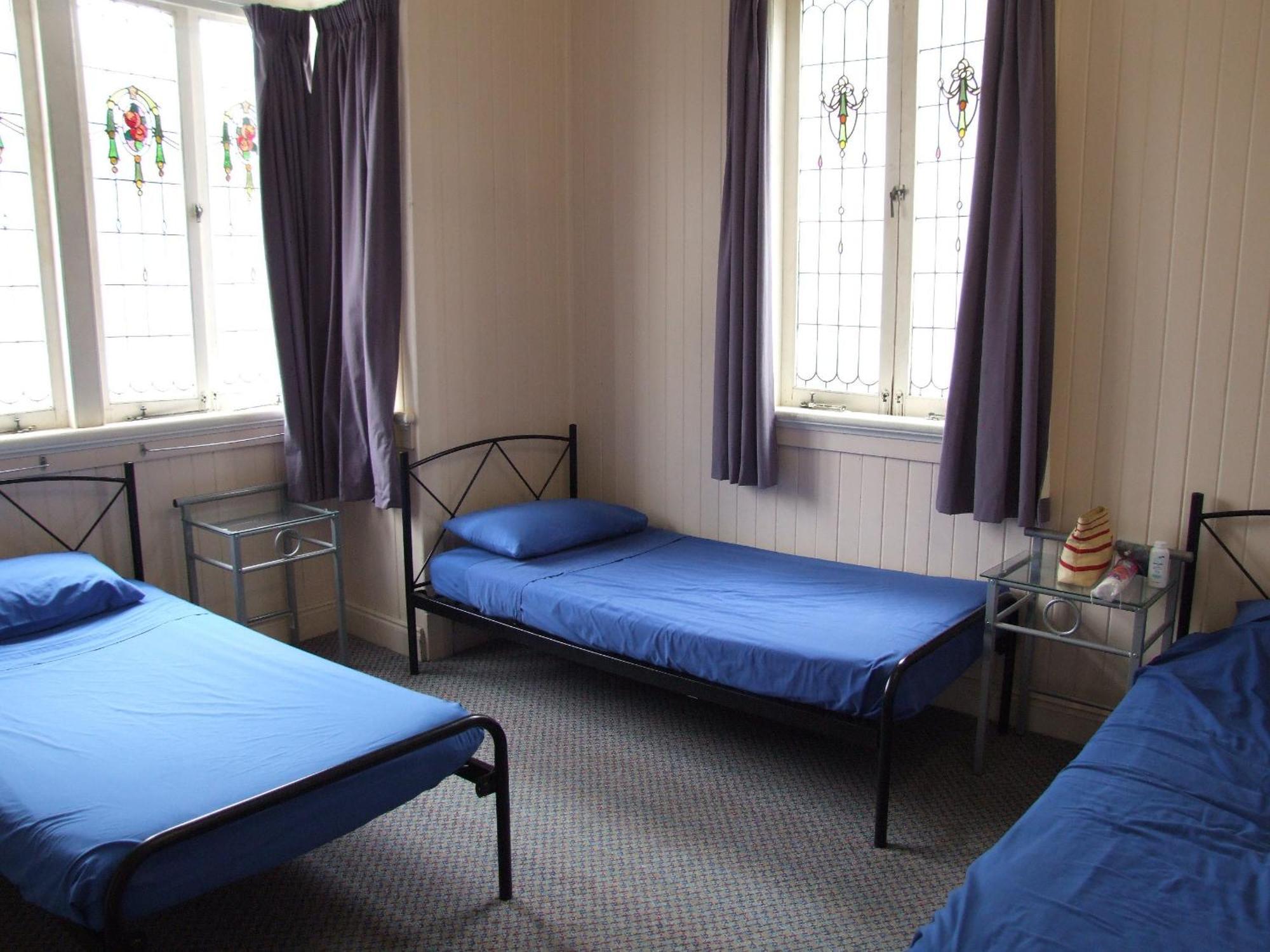 Cairns Girls Hostel エクステリア 写真